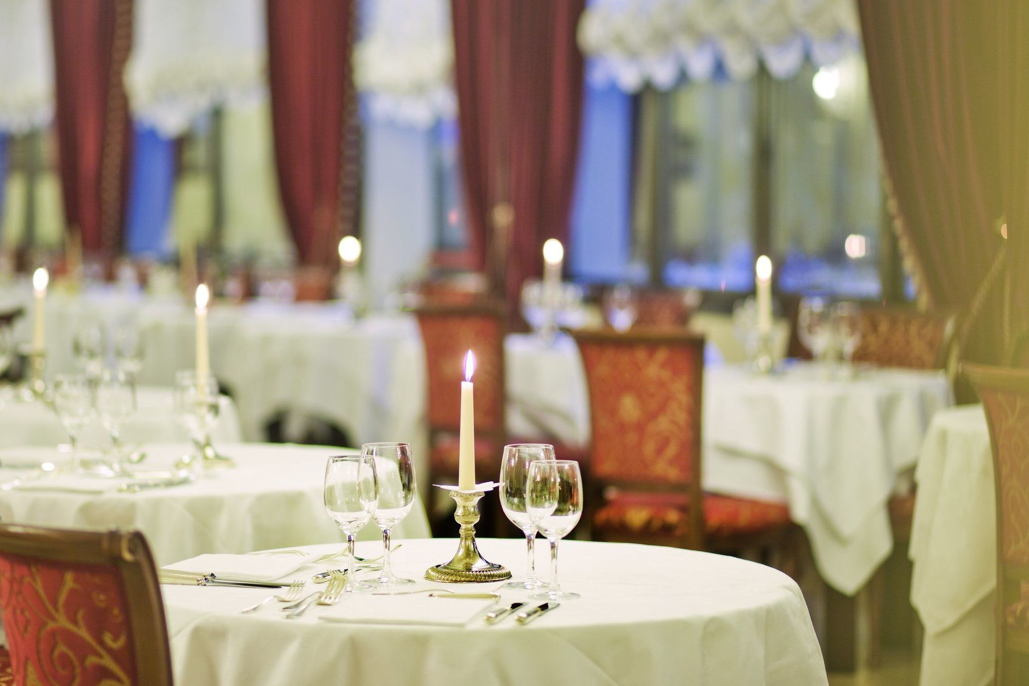 Grand Hotel Trieste & Victoria Абано Терме Ресторант снимка Restaurant interior
