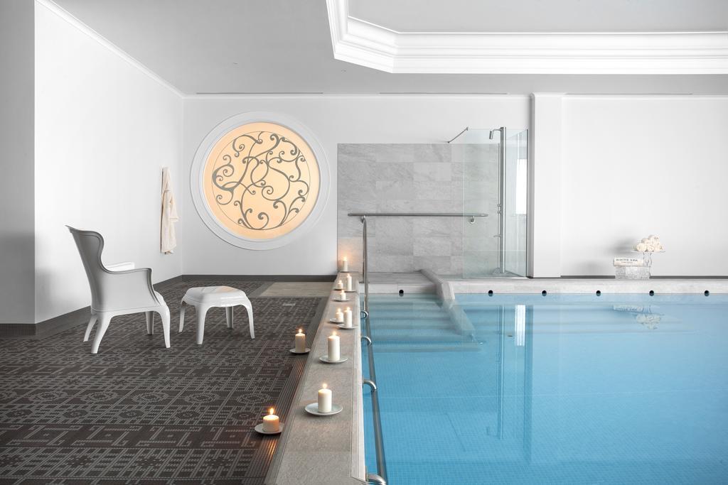 Grand Hotel Trieste & Victoria Абано Терме Екстериор снимка The spa at the Hotel de la Paix
